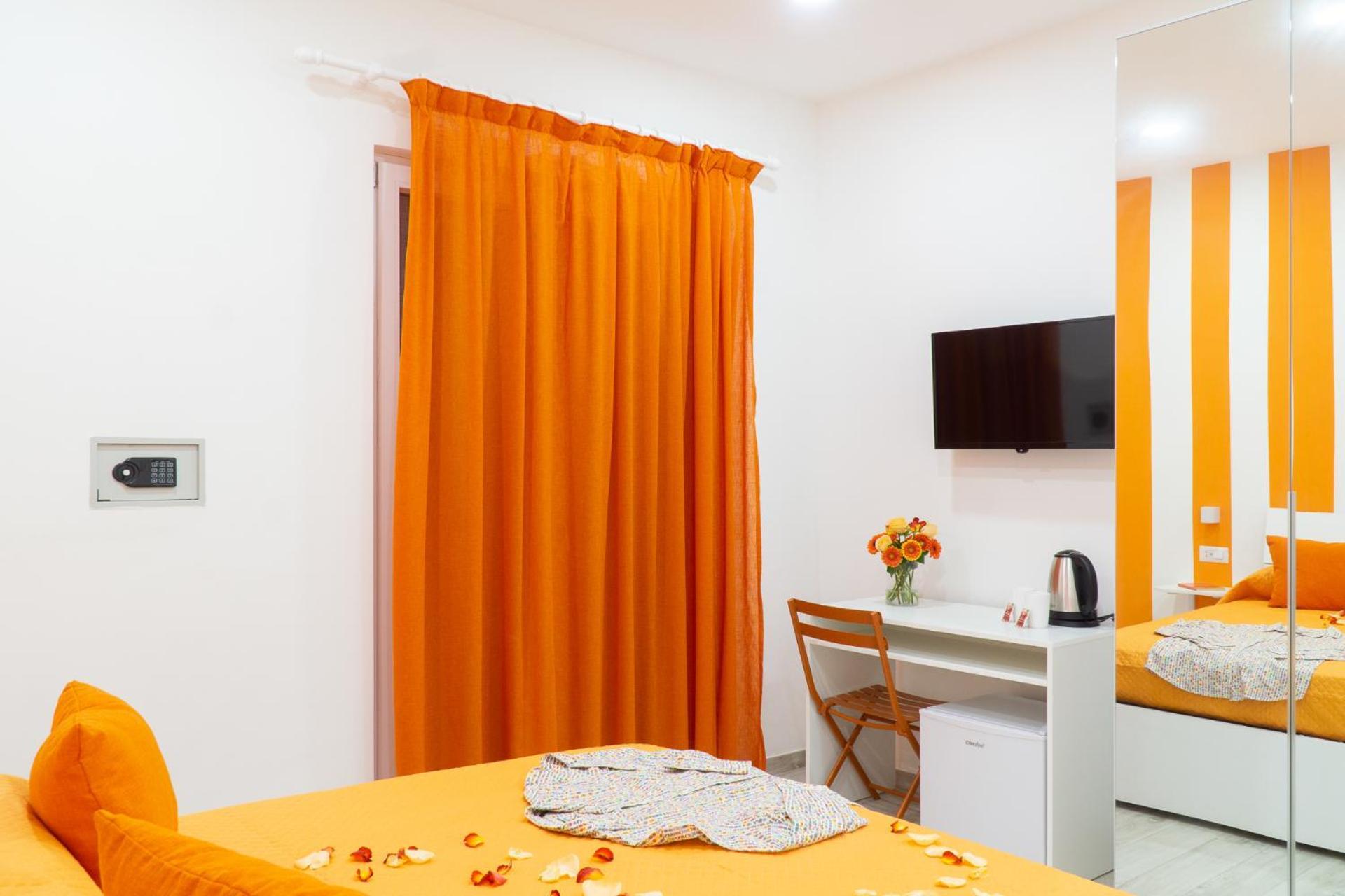 Summer Colors Rooms & Apartments Meta Esterno foto